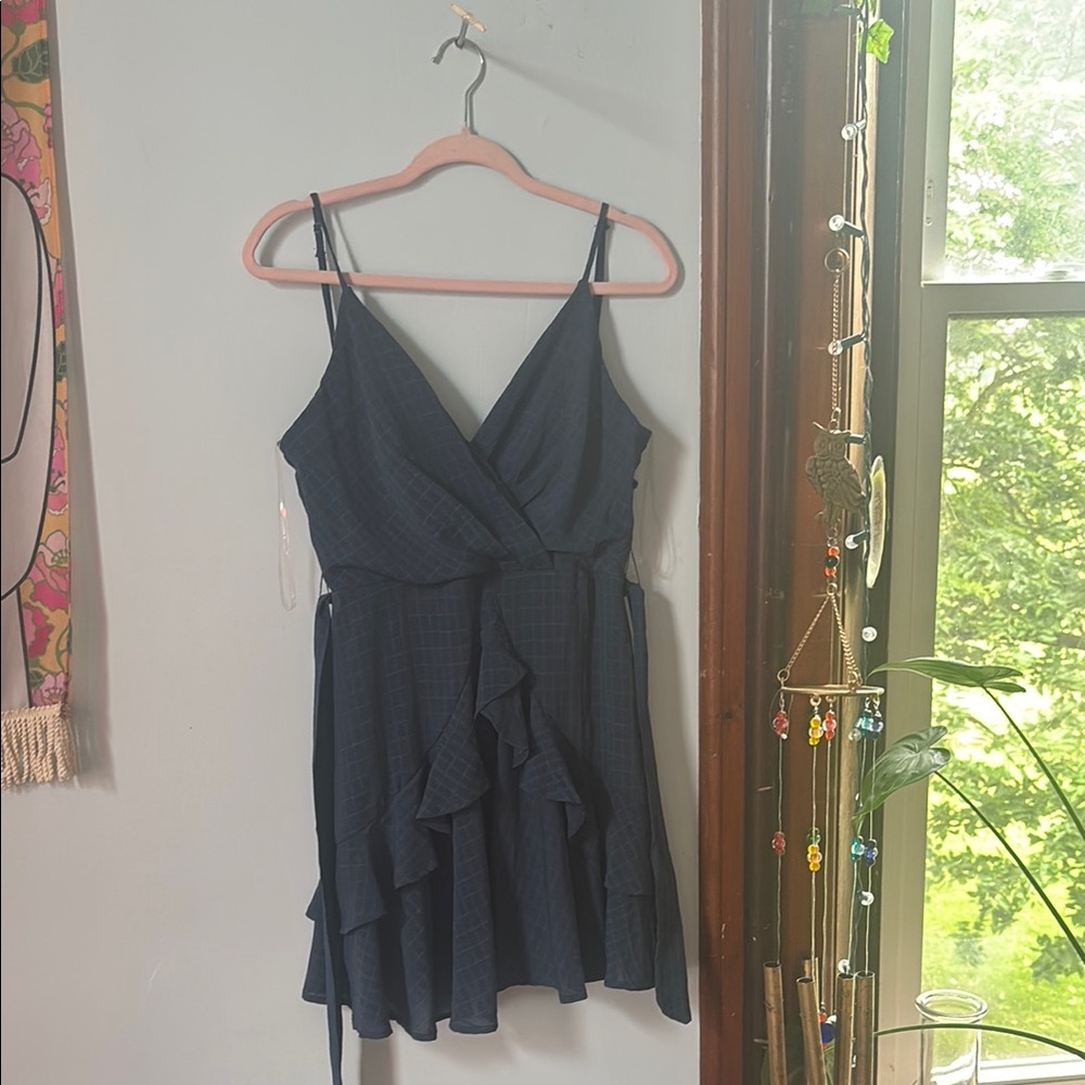 Trixxi Black Peplum Mini Dress Sleeveless V-Neck